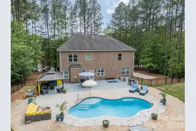 512 Stillwater Road, Troutman, NC 28166 - Photo 2