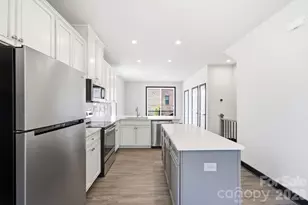804 Broad River Ln, Charlotte, NC 28211 - Photo 10