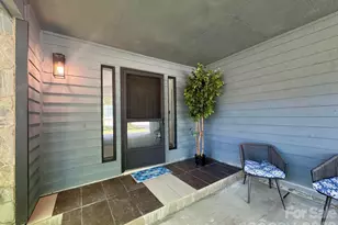11209 Snapfinger Dr, Charlotte, NC 28277 - Photo 4