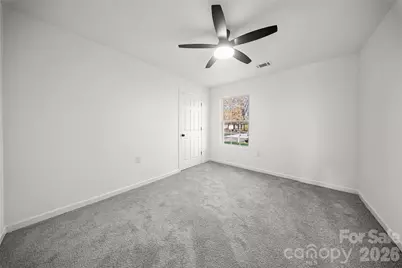 10107 Clairemore Place, Charlotte, NC 28216 - Photo 12