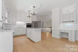 10205 Balmoral Cir, Charlotte, NC 28210 - Photo 10