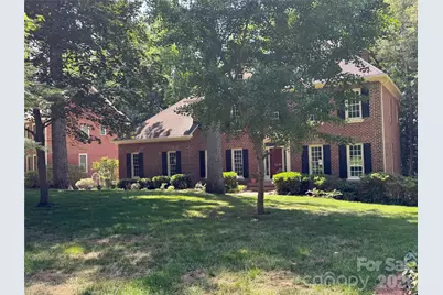 10205 Balmoral Circle, Charlotte, NC 28210 - Photo 2