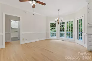 10205 Balmoral Cir, Charlotte, NC 28210 - Photo 14