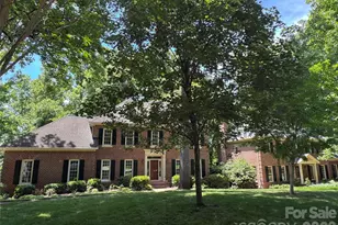 10205 Balmoral Cir, Charlotte, NC 28210 - Photo 4