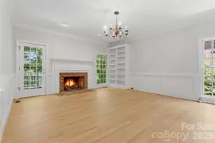 10205 Balmoral Cir, Charlotte, NC 28210 - Photo 8