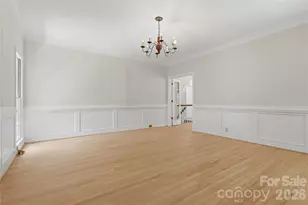 10205 Balmoral Cir, Charlotte, NC 28210 - Photo 6