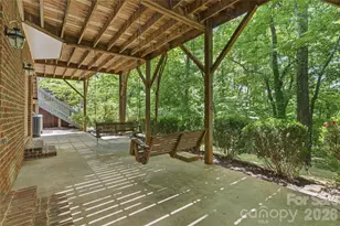 10205 Balmoral Cir, Charlotte, NC 28210 - Photo 38