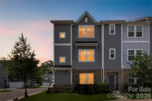 2616 Greenmarket Dr, Charlotte, NC 28217 - Photo 2