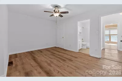 11017 Carmel Crossing Road, Charlotte, NC 28226 - Photo 12