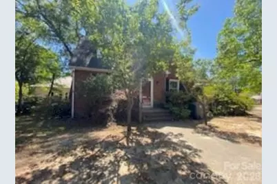 413 Rice Street, Hamlet, NC 28345 - Photo 1