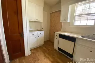 413 Rice St, Hamlet, NC 28345 - Photo 12