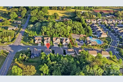 108 W Northstone Road, Mooresville, NC 28115 - Photo 2