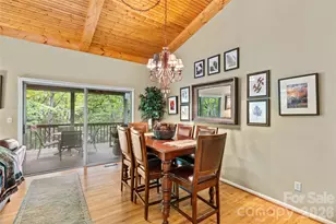 560 Toxaway Ct, Lake Toxaway, NC 28747 - Photo 12