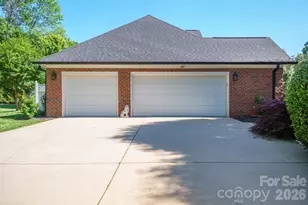 5639 Gristmill Ln, Mint Hill, NC 28227 - Photo 4