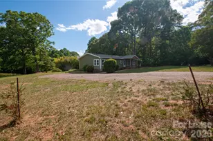 151 Scotsman Dr, Troutman, NC 28166 - Photo 14