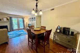 3100 Heathstead Place, Charlotte, NC 28210 - Photo 4