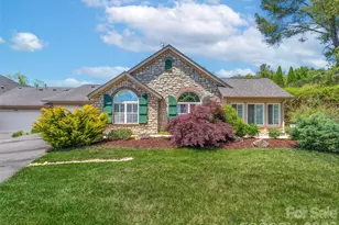 60 Mountain Meadow Cir, Weaverville, NC 28787 - Photo 2