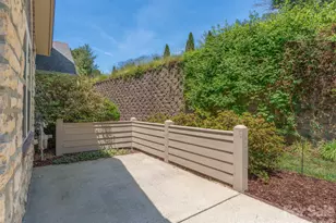 60 Mountain Meadow Cir, Weaverville, NC 28787 - Photo 6
