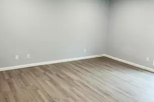 8029 Cedar Glen Dr, Charlotte, NC 28212 - Photo 2