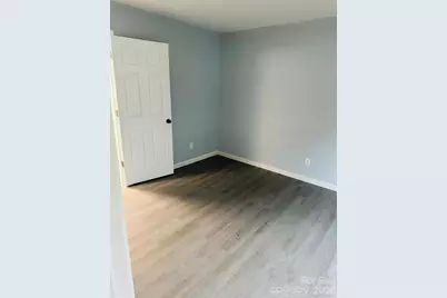 8029 Cedar Glen Drive, Charlotte, NC 28212 - Photo 8