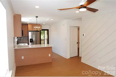 105 W 6th Avenue, Gastonia, NC 28052 - Photo 12