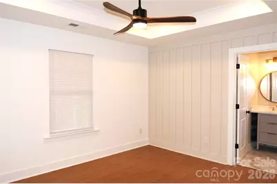 105 W 6th Avenue, Gastonia, NC 28052 - Photo 16