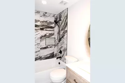 105 W 6th Avenue, Gastonia, NC 28052 - Photo 14