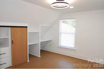 105 W 6th Avenue, Gastonia, NC 28052 - Photo 24