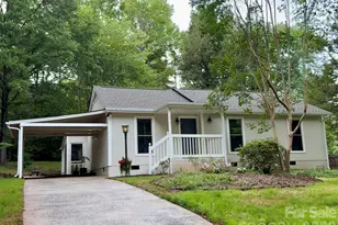 6921 Kirkcaldy Ln, Mint Hill, NC 28227 - Photo 2