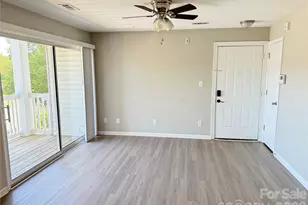 1063 Triece Ln, Charlotte, NC 28215 - Photo 6