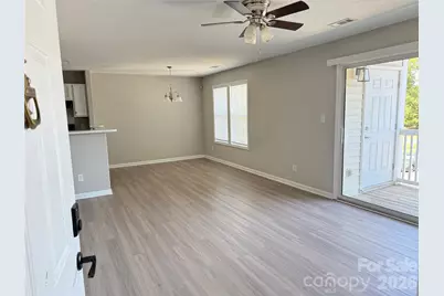 1063 Triece Lane, Charlotte, NC 28215 - Photo 4