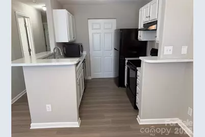 1063 Triece Lane, Charlotte, NC 28215 - Photo 10