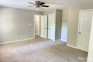 1063 Triece Ln, Charlotte, NC 28215 - Photo 18