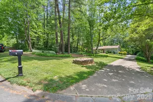 16 Chipping Green Dr, Arden, NC 28704 - Photo 2