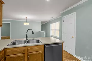 4 Rathfarnham Rd, Asheville, NC 28803 - Photo 16