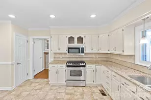 5430 Finsbury Pl, Charlotte, NC 28211 - Photo 16
