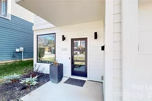 1220 Lomax Ave, Charlotte, NC 28211 - Photo 2