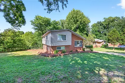 501 Kenlough Drive, Charlotte, NC 28209 - Photo 4