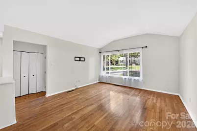 501 Kenlough Drive, Charlotte, NC 28209 - Photo 8