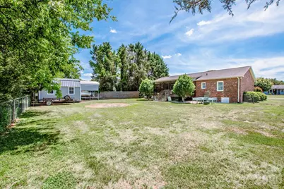 2426 Ashford Drive, Newton, NC 28658 - Photo 40