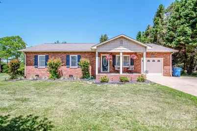 2426 Ashford Drive, Newton, NC 28658 - Photo 1