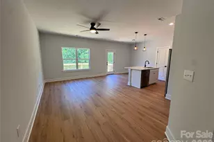 405 N Firestone St, Gastonia, NC 28052 - Photo 10