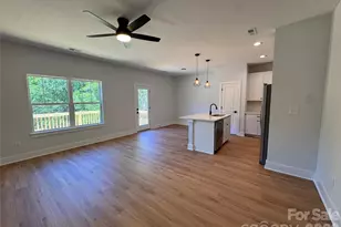 405 N Firestone St, Gastonia, NC 28052 - Photo 6