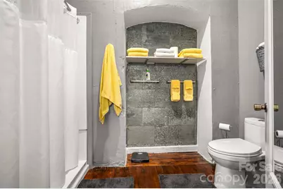 138 E Main Street, Forest City, NC 28043 - Photo 22