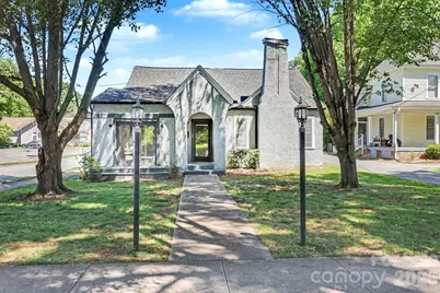 503 E Broad Street, Statesville, NC 28677 - Photo 1