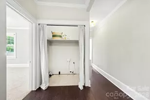503 E Broad St, Statesville, NC 28677 - Photo 32