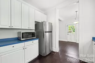 503 E Broad St, Statesville, NC 28677 - Photo 6