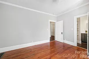 503 E Broad St, Statesville, NC 28677 - Photo 14