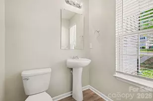 6532 Pennacook Dr, Charlotte, NC 28214 - Photo 8