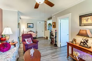 622 S Haywood St, Waynesville, NC 28786 - Photo 8